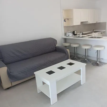 Bruna's House 아데제