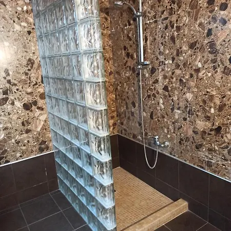 Bruna's House 아데제